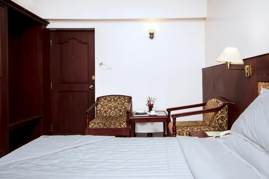 Rr Residency Hotel Kodaikanal Kamer foto